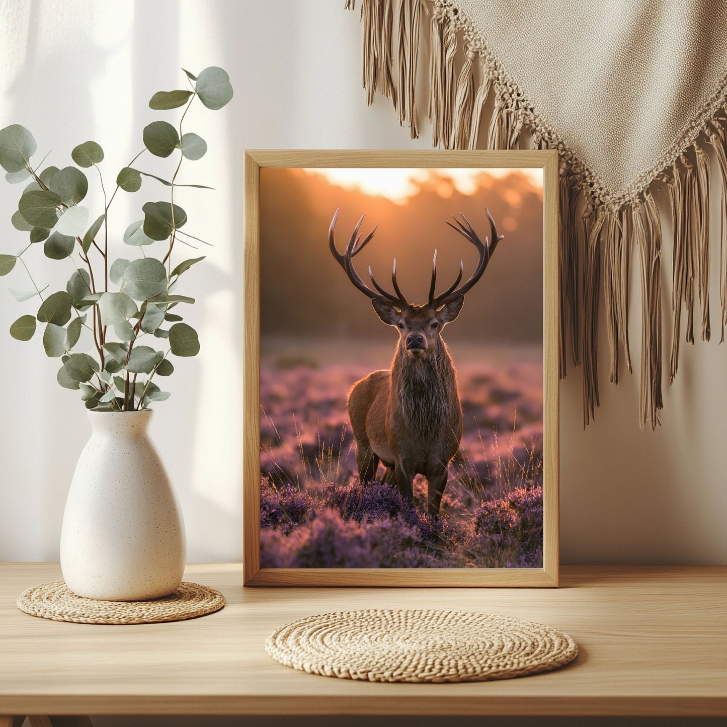 Hirsch im Heidekraut Poster – Raumansicht 3