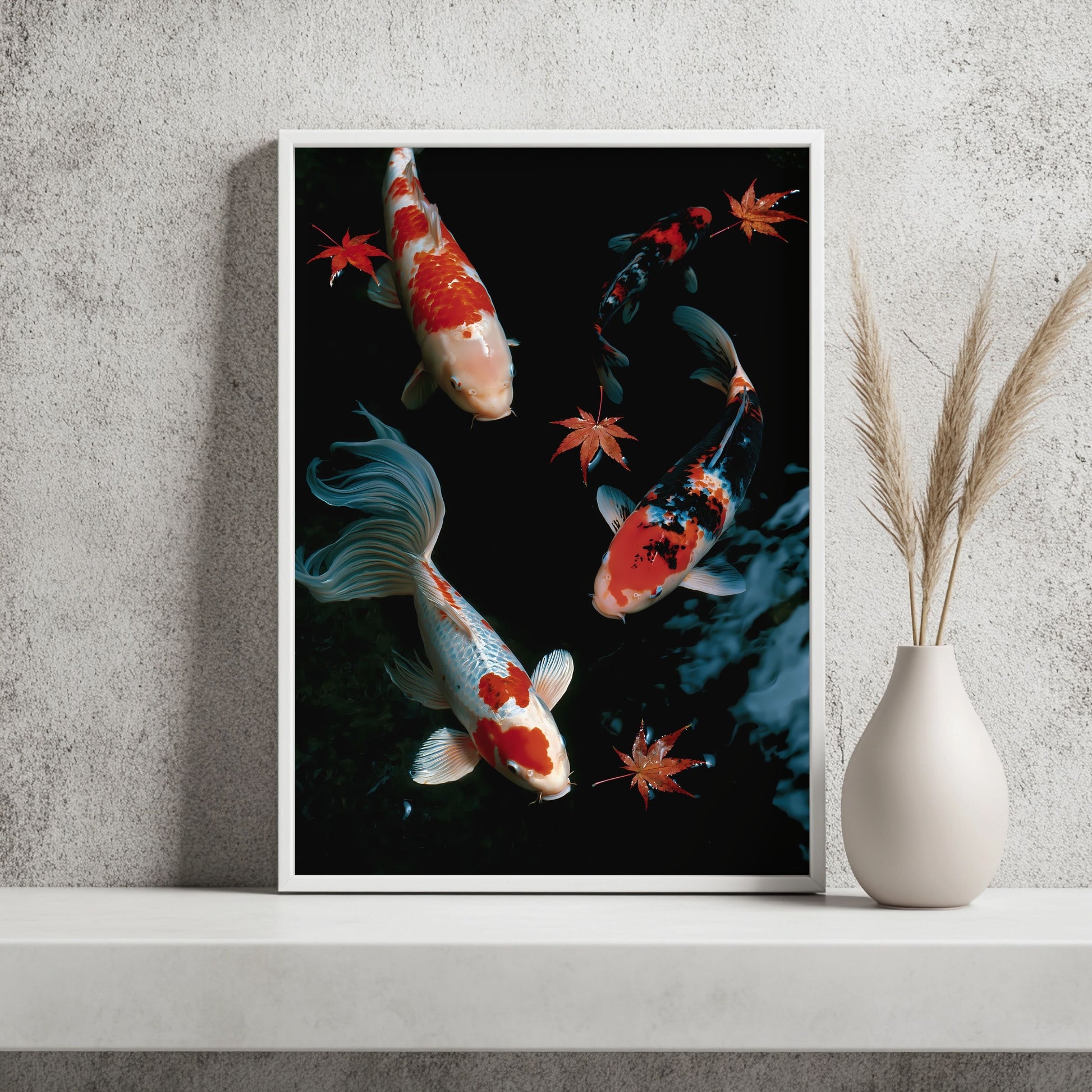 Koi im dunklen Wasser Poster – Raumansicht 2