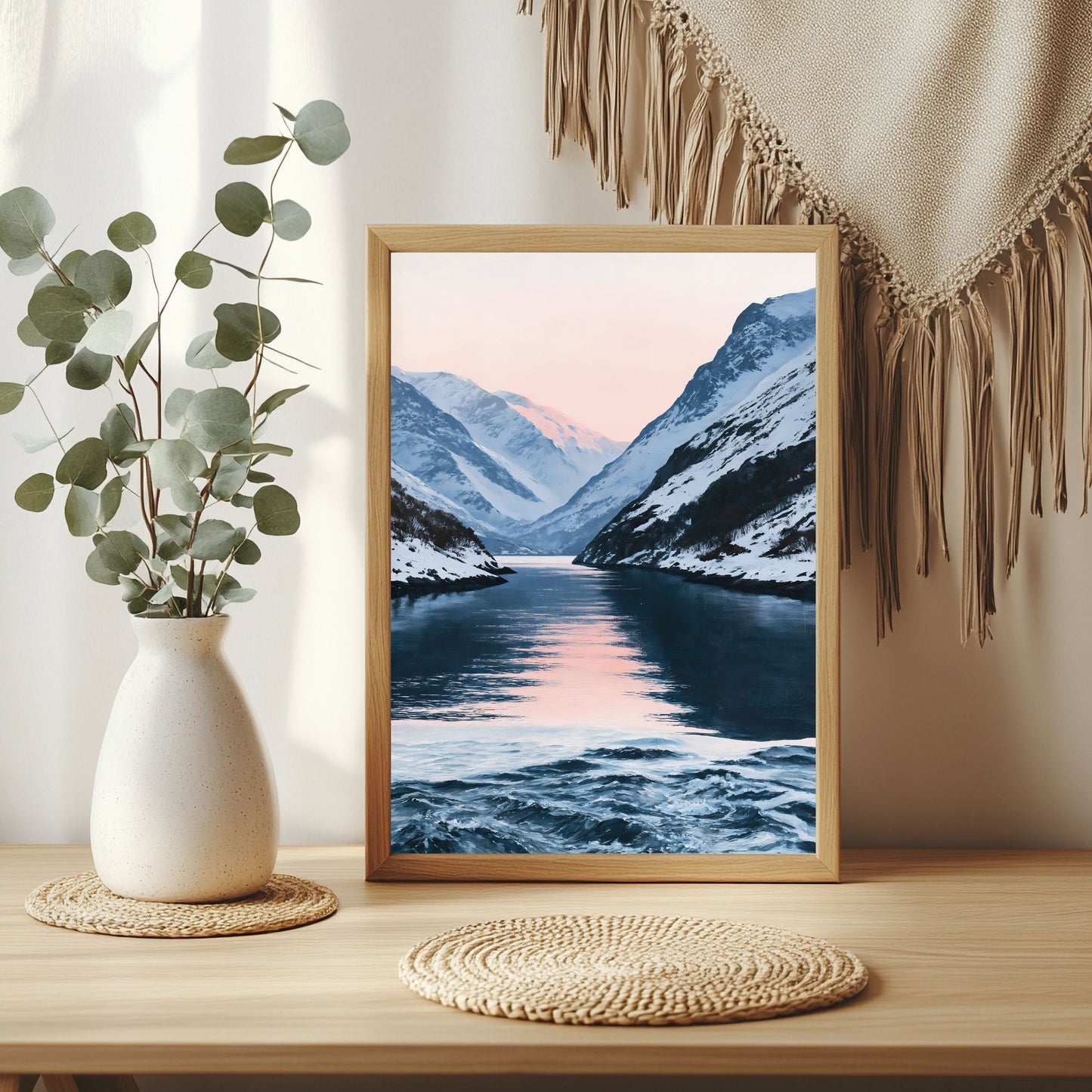 Fjord im Winterlicht Poster – Raumansicht 3