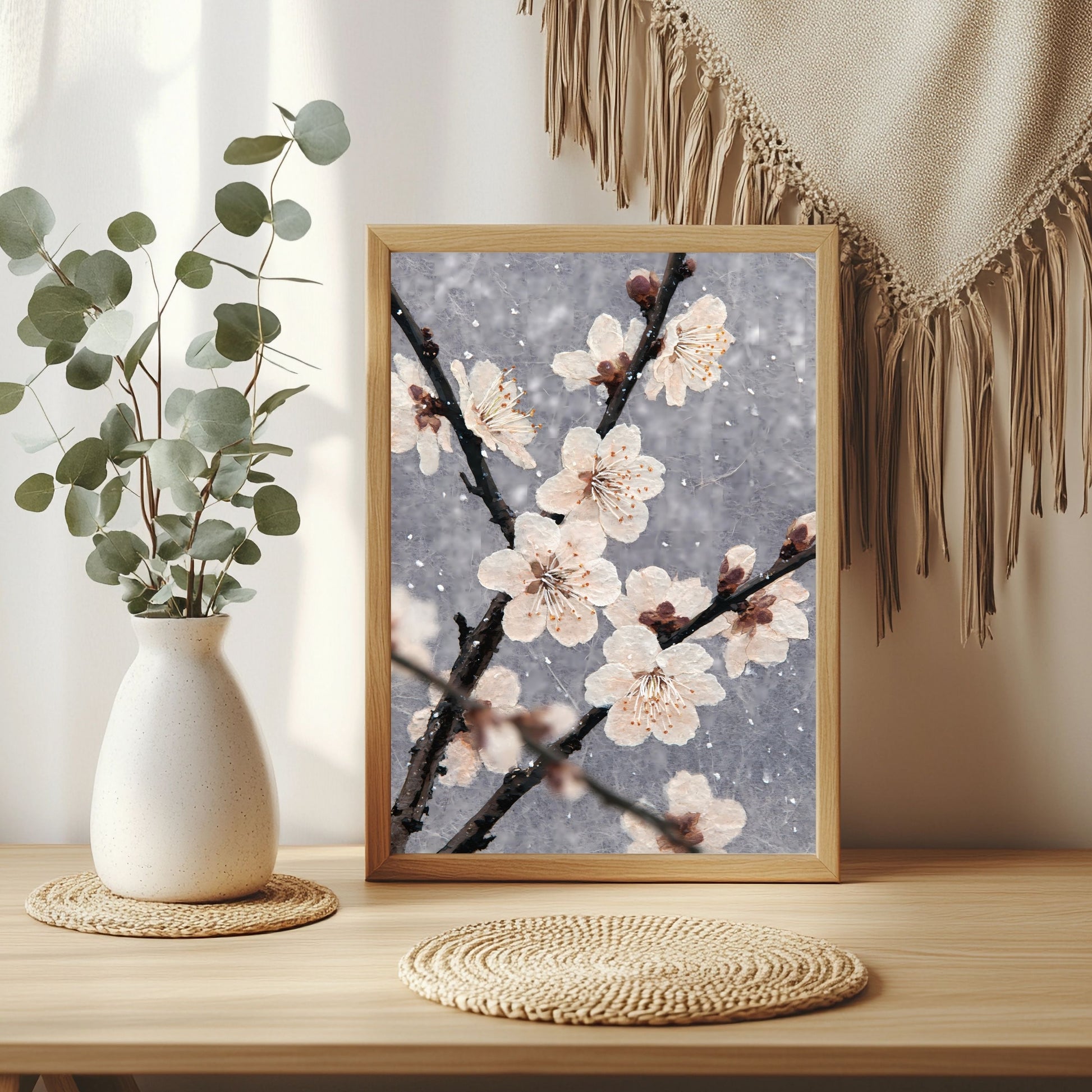 Pflaumenblüten im Regen Poster – Raumansicht 3