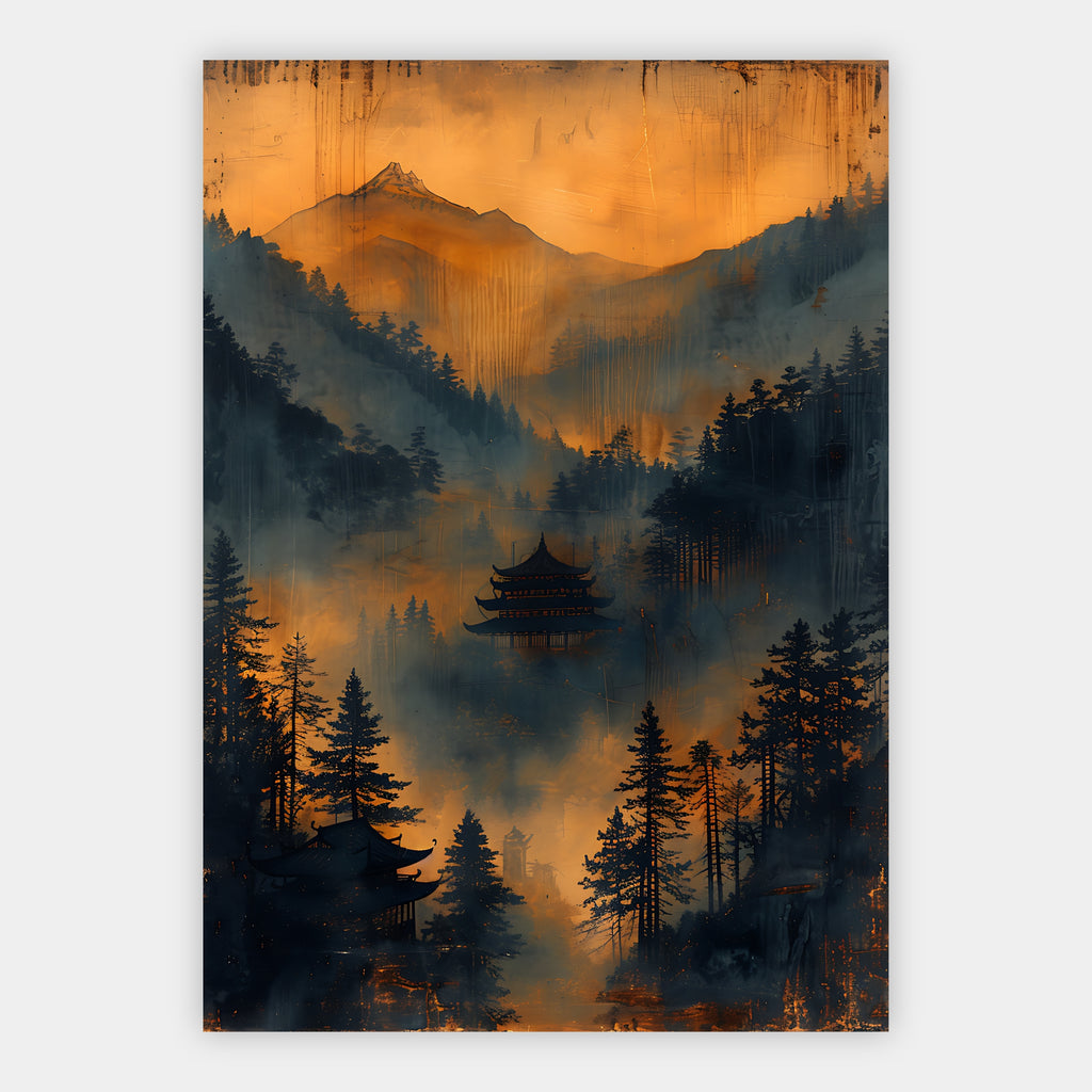 Japanische Pagode zwischen Nebel und Nadelbäumen vor Berglandschaft