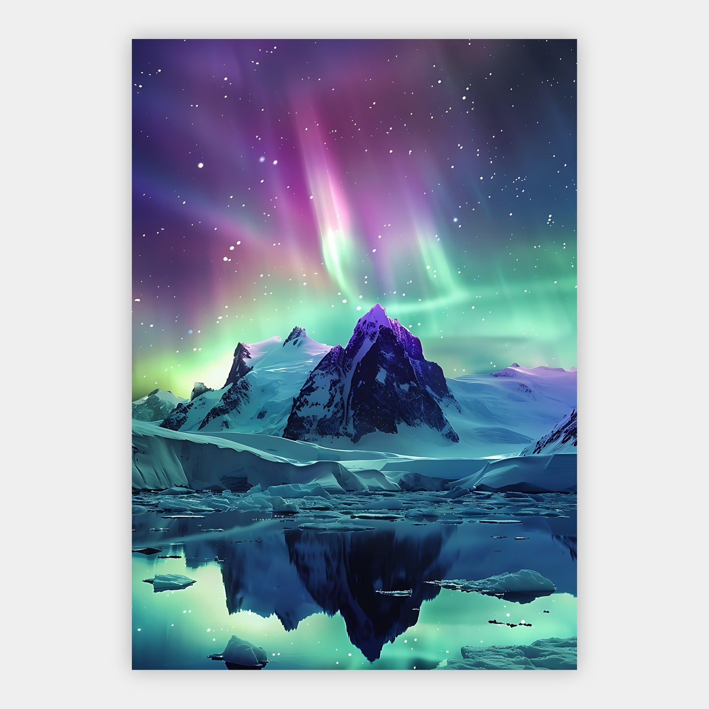 Lila-grünes Polarlicht über einem Berggipfel mit Spiegelung