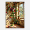 Rote und rosa Kletterrosen an einer sonnenbeschienenen Steinwand