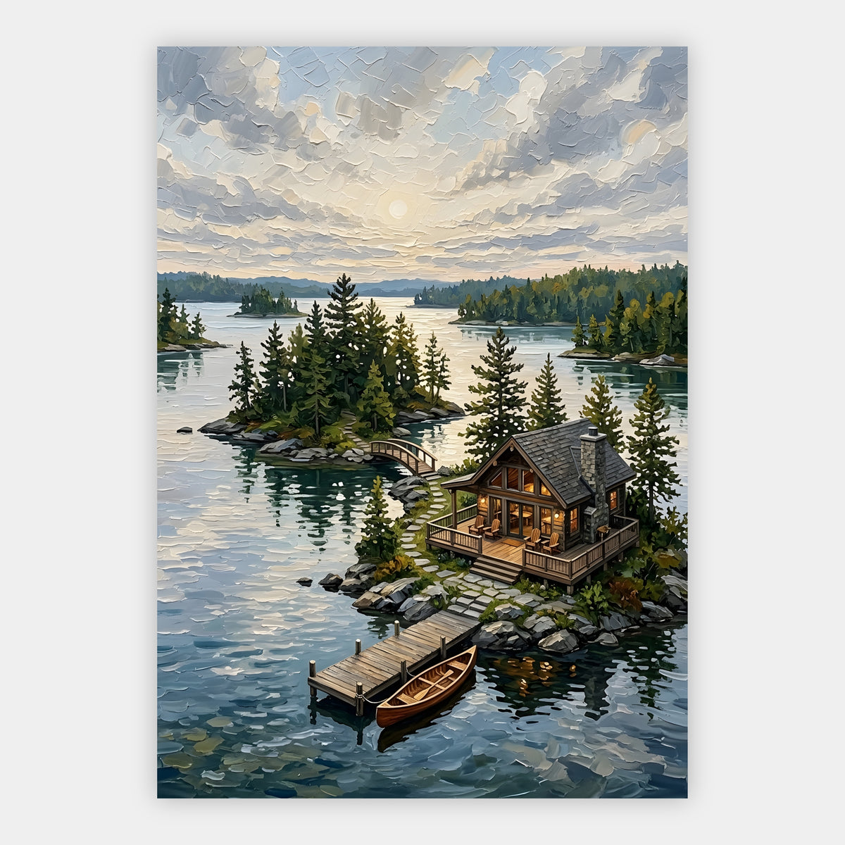 Holzhütte mit Steg an ruhigem Wasser zwischen bewaldeten Inseln