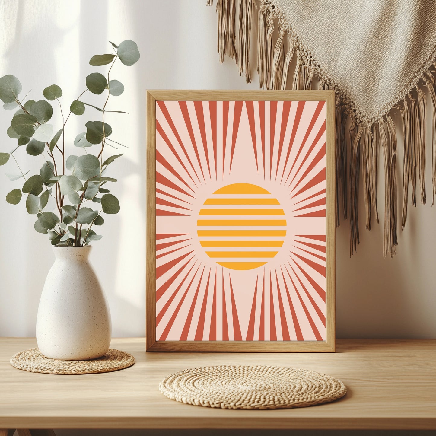 Grafische Sonne mit Strahlen Poster – Raumansicht 3