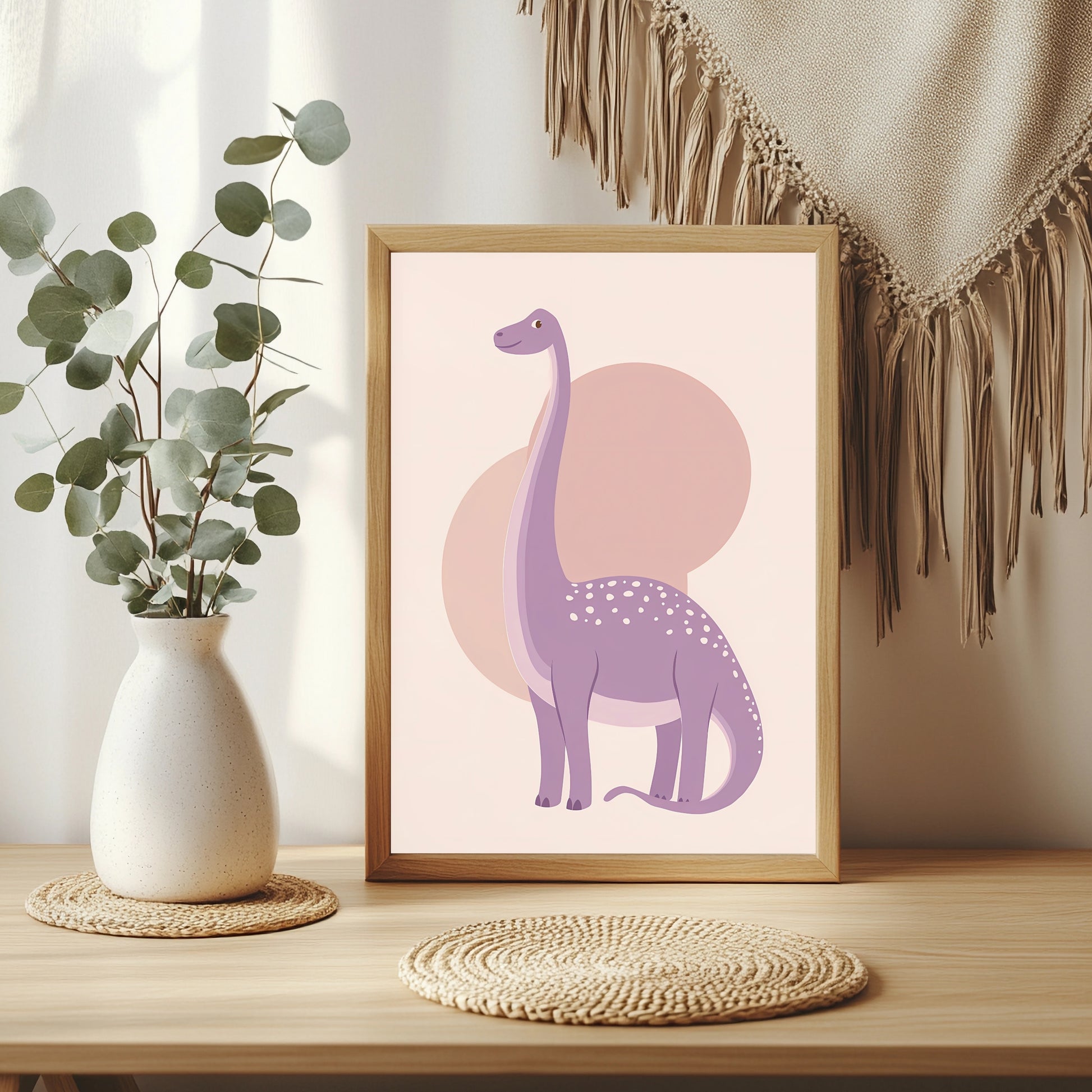 Violetter Langhals-Dinosaurier Poster – Raumansicht 3