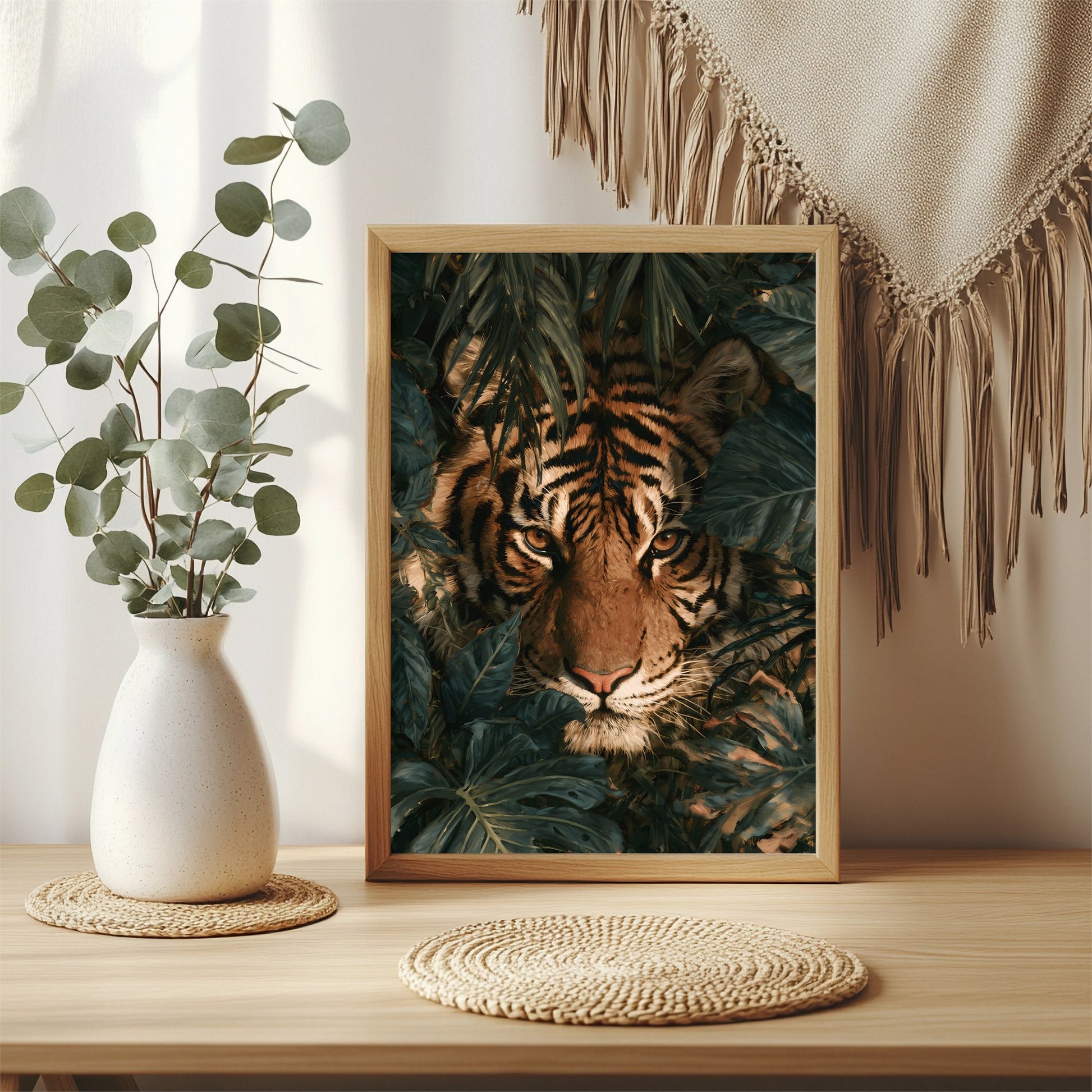 Tiger im Blätterdschungel Poster – Raumansicht 3