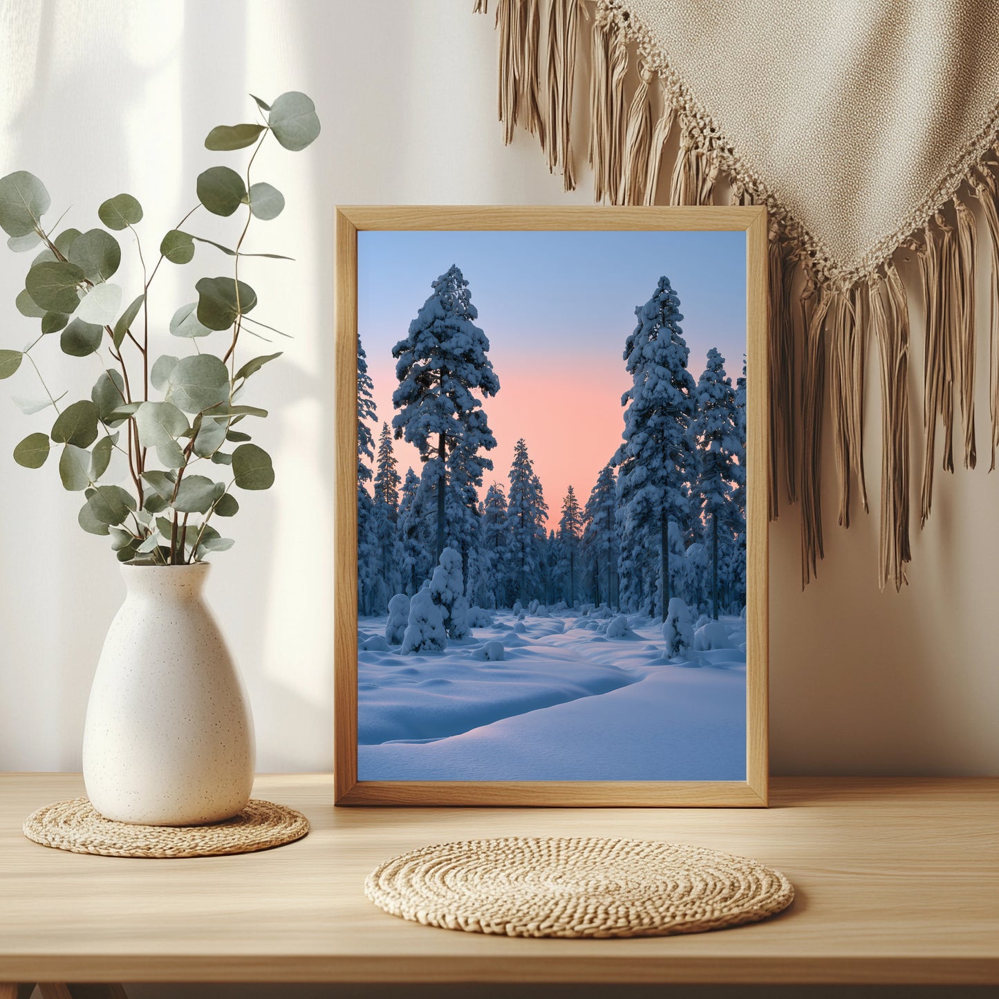 Verschneiter Kiefernwald Poster – Raumansicht 3