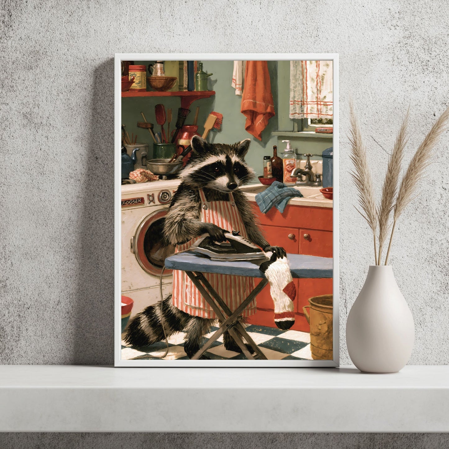Waschbär bügelt Socken Poster – Raumansicht 2