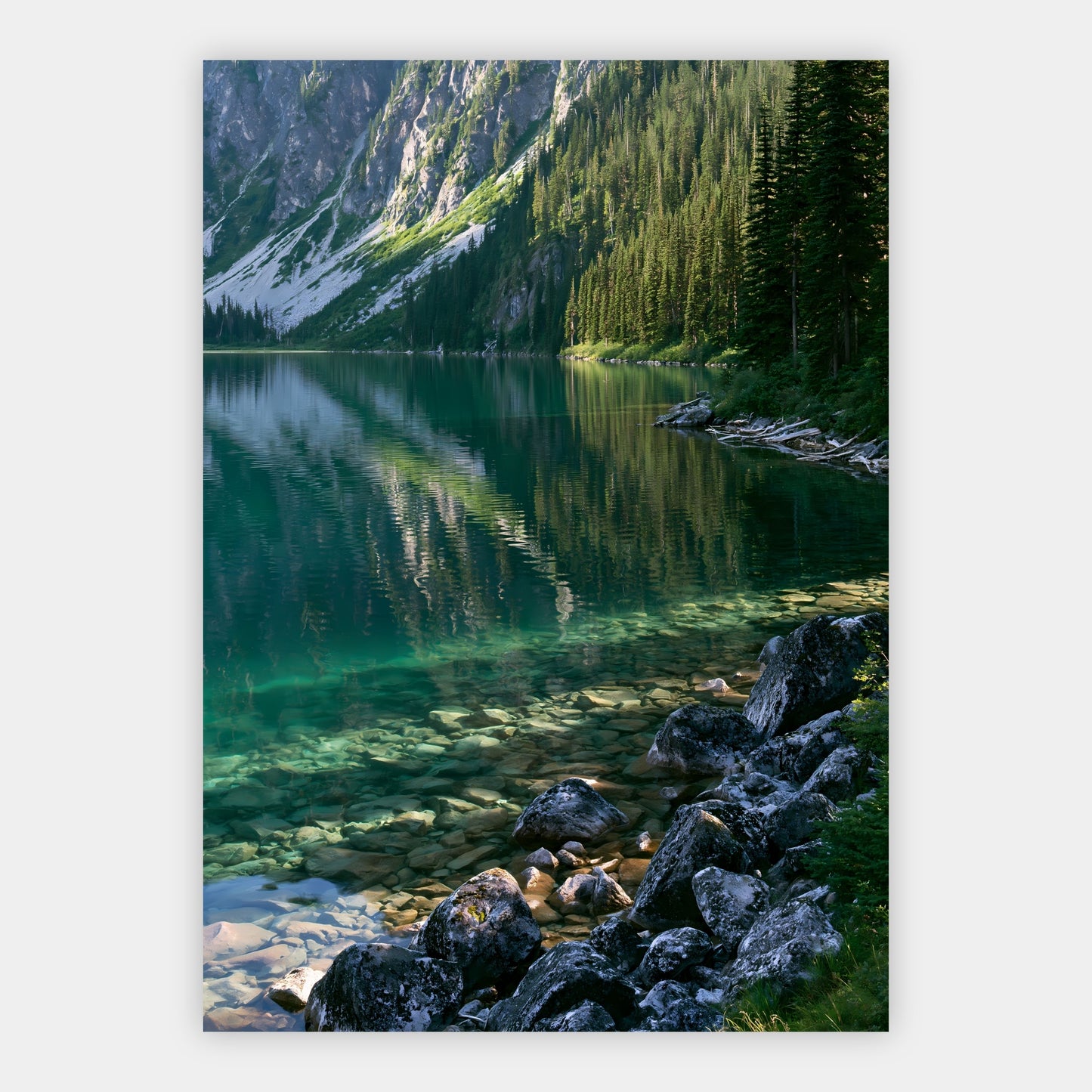 Alpensee wie Glas Poster – Freisteller